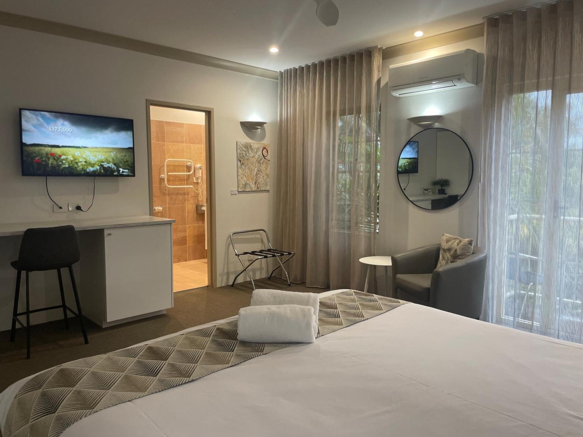 Oasis Inn Ulladulla - Welcoming Guests 18 Years And Older Kültér fotó