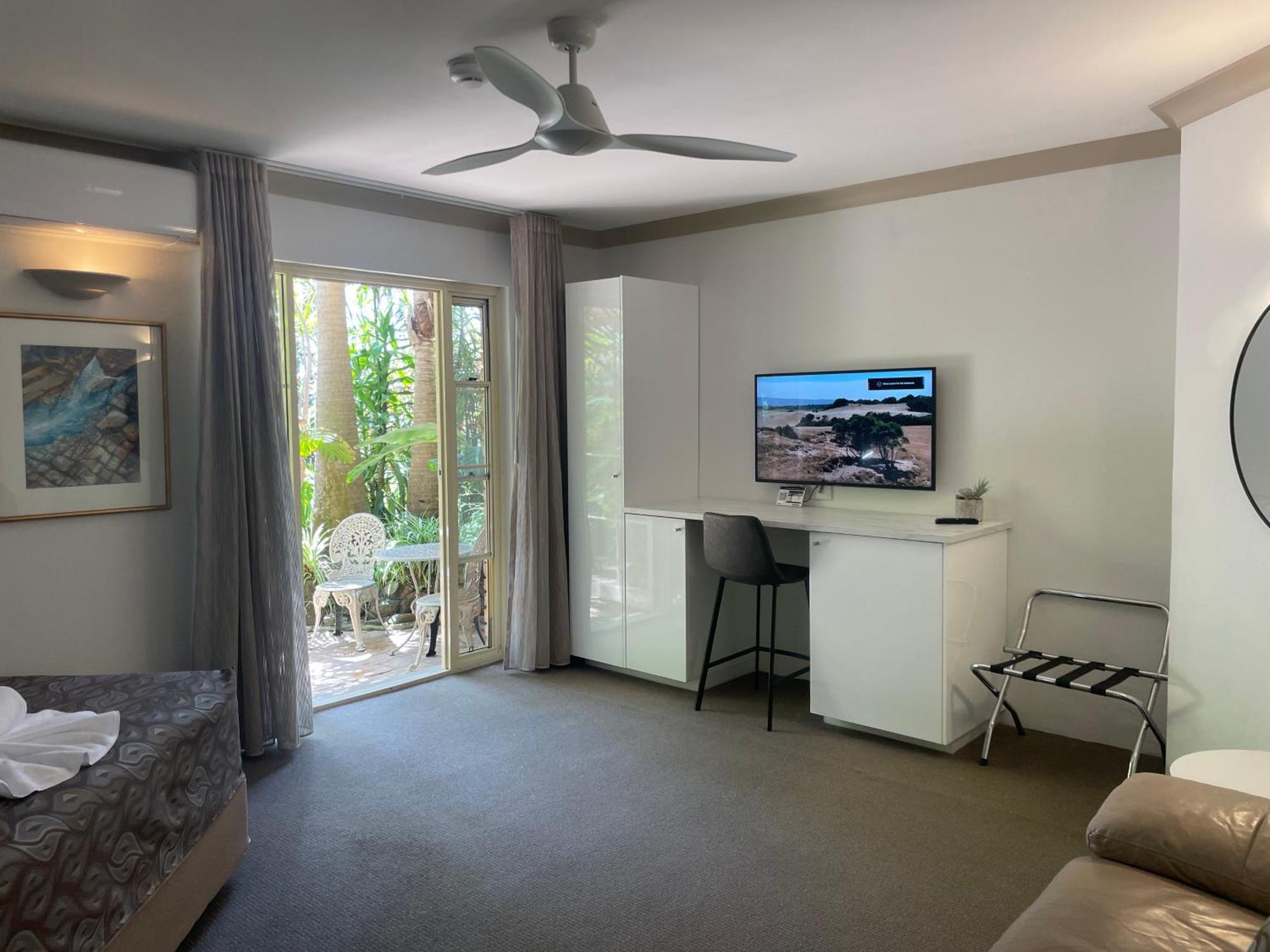 Oasis Inn Ulladulla - Welcoming Guests 18 Years And Older Kültér fotó