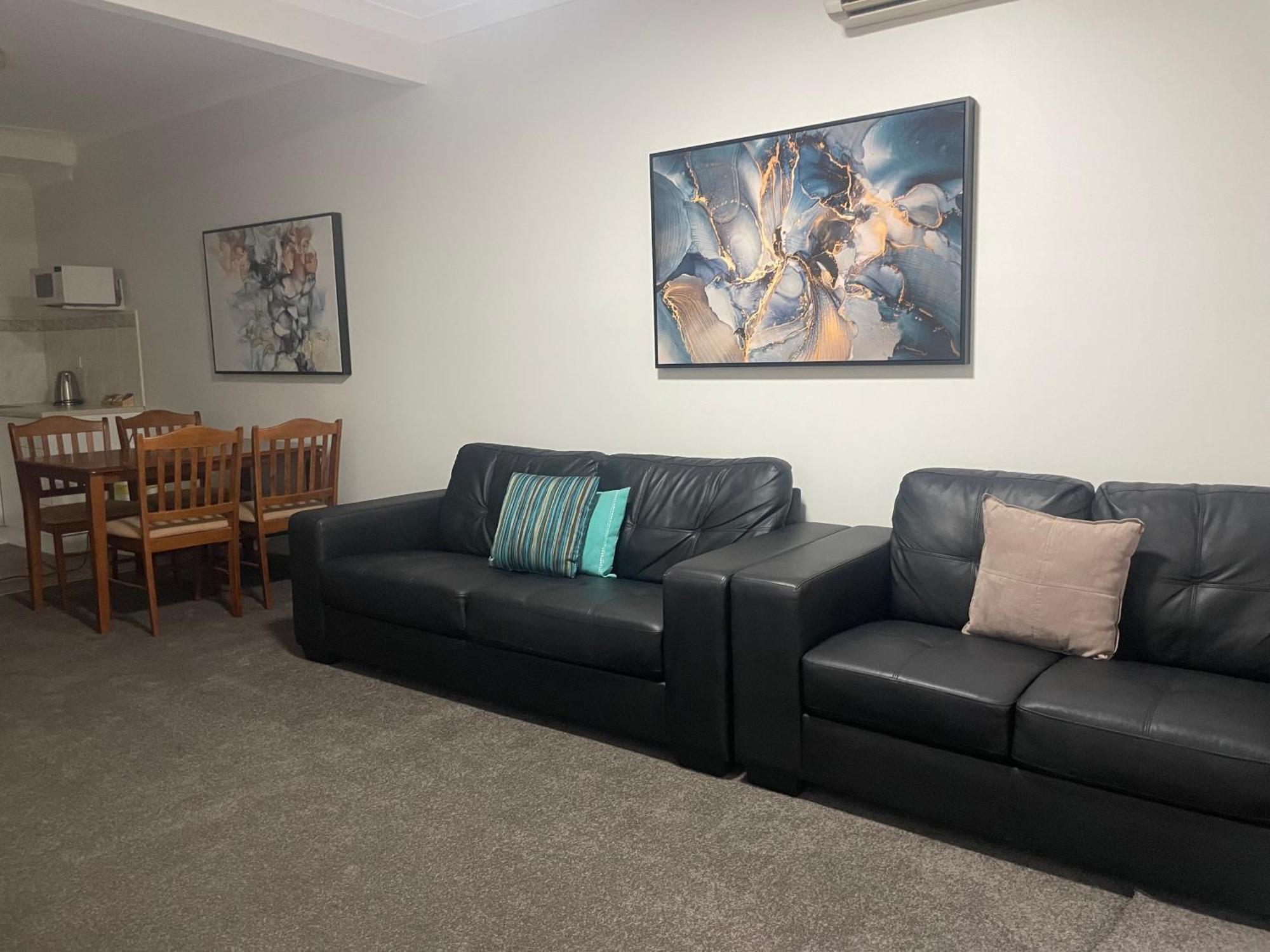 Oasis Inn Ulladulla - Welcoming Guests 18 Years And Older Kültér fotó