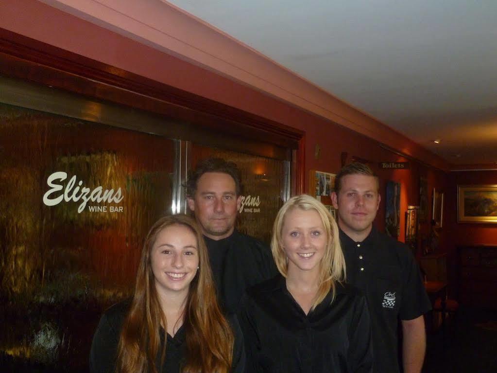 Oasis Inn Ulladulla - Welcoming Guests 18 Years And Older Kültér fotó